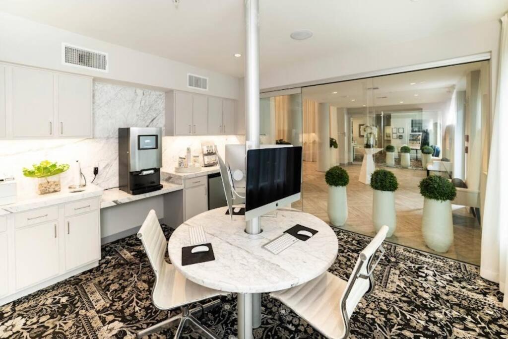 Apartamento Chic Retreat-Walk To Nrg-Pool Houston Exterior foto