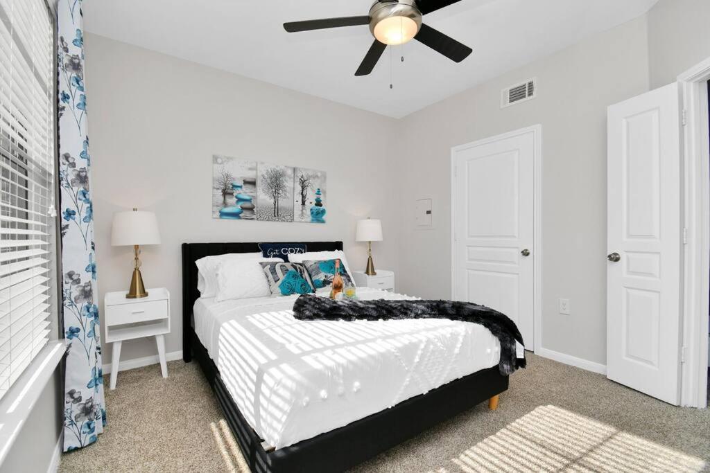 Apartamento Chic Retreat-Walk To Nrg-Pool Houston Exterior foto