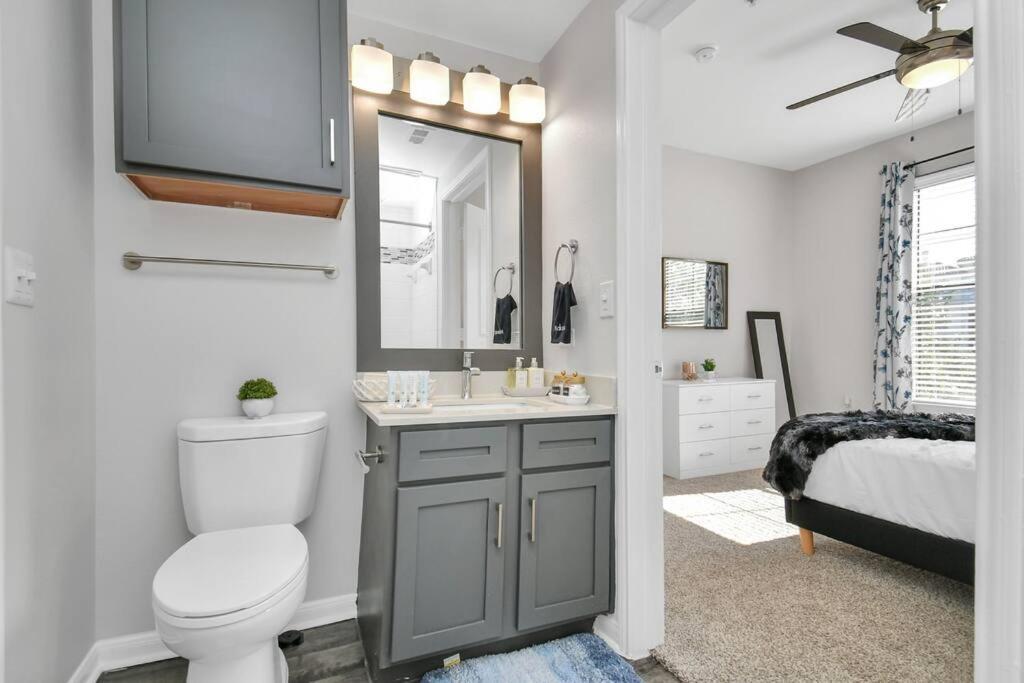 Apartamento Chic Retreat-Walk To Nrg-Pool Houston Exterior foto